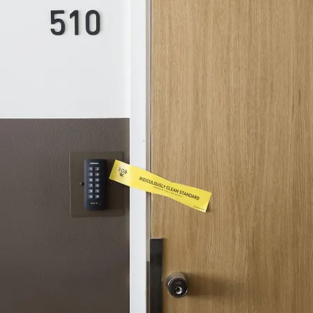 Апартаменты Bob W Centre