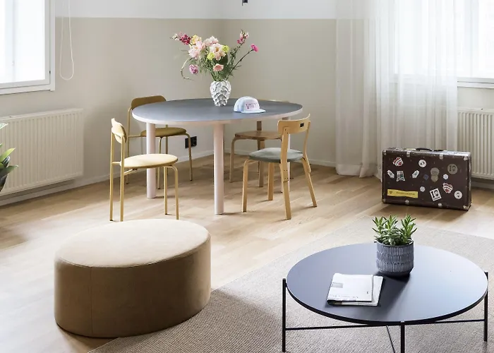 Bob W Centre * Helsínquia