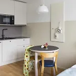 Bob W Centre Apartman *